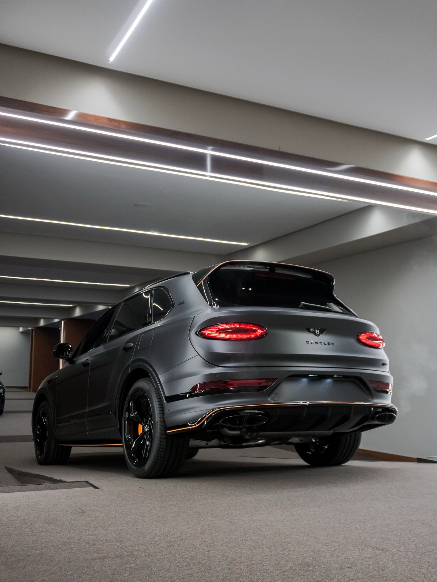 Bentley Bentayga Black Edition